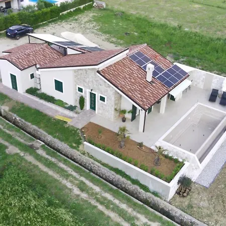 别墅 Dupini 巴斯卡